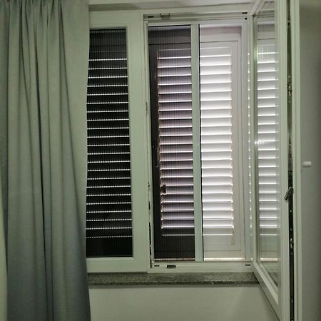 Studio Apartment Mila Pula Exterior foto