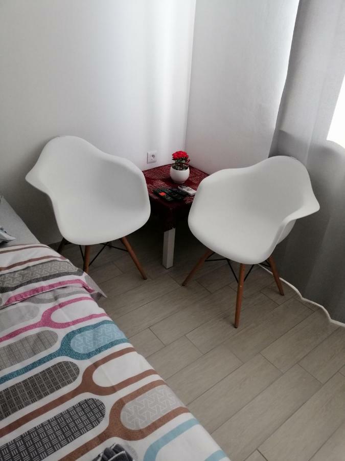 Studio Apartment Mila Pula Exterior foto
